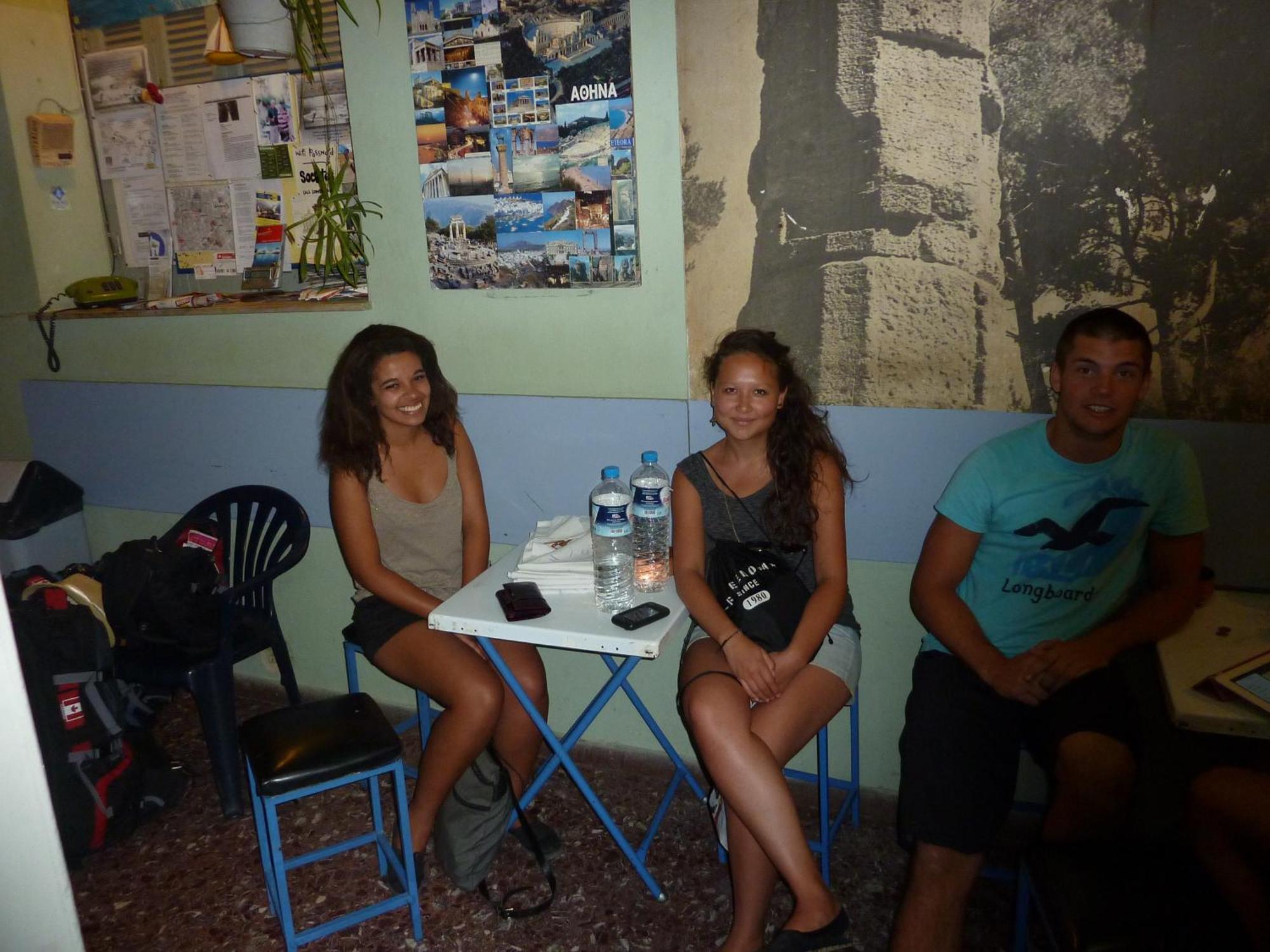 Pagration Youth Hostel Athene Buitenkant foto