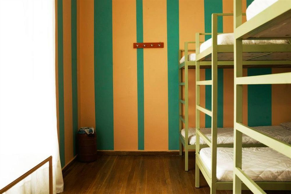Pagration Youth Hostel Athene Buitenkant foto
